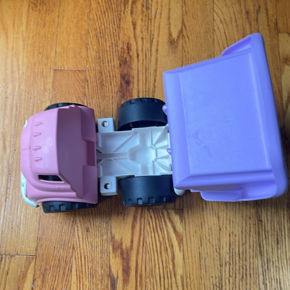 Green Toys Pink/Purple Dump Truck - Picture 3 of 10
